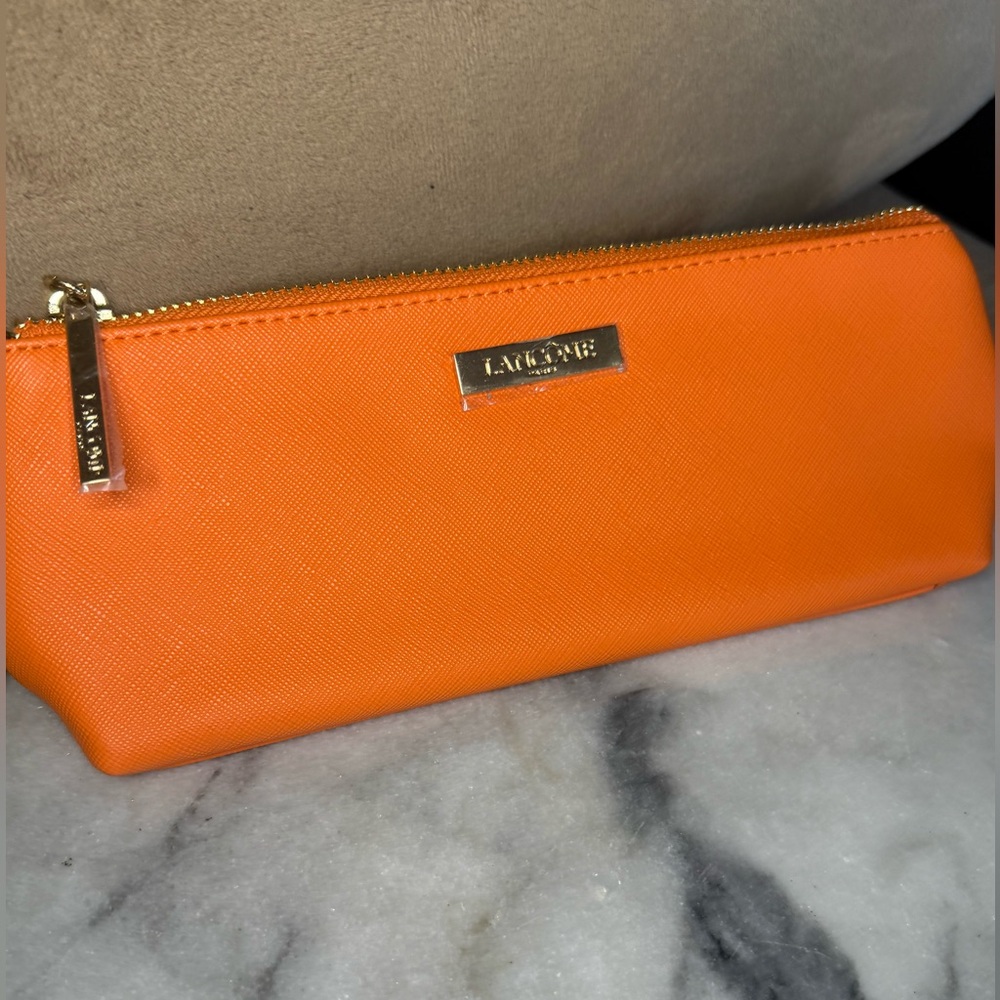 💝add.me.to.bundle.save.$.on.SHIPPING💝 NWT Lancôme Orange Saffiano Leather Pouch